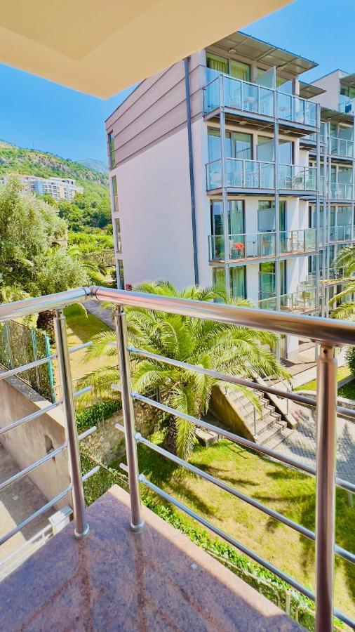 Swiss Holiday Budva Eksteriør bilde
