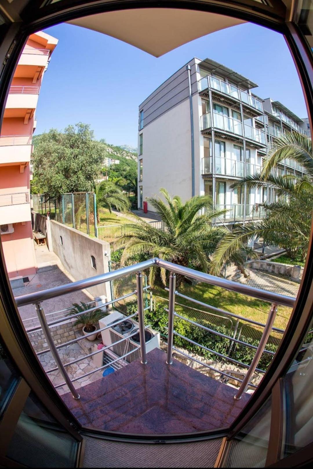 Swiss Holiday Budva Rom bilde